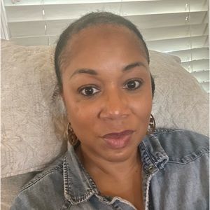 Meet your Posher, Kelli